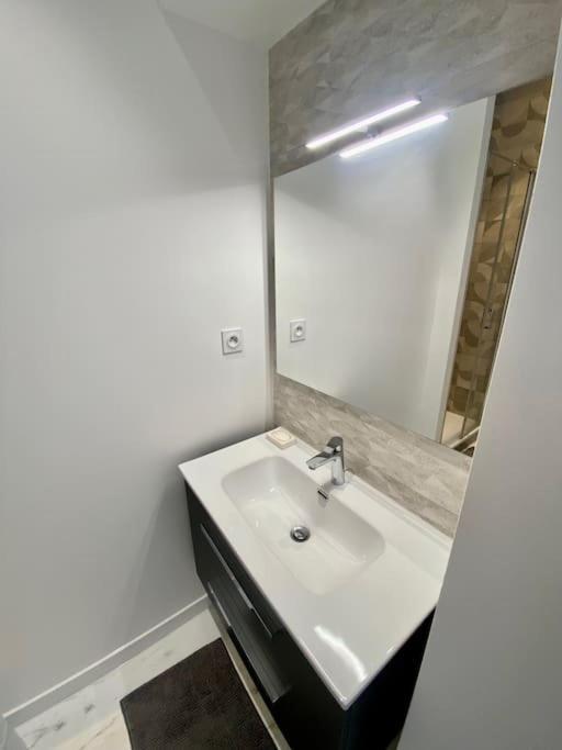 Superbe Appartement Hyper Centre 4 Personnes Valence  Eksteriør billede